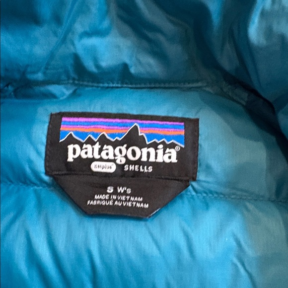 Patagonia Teal Quilted Vest size S - Picture 2 of 4